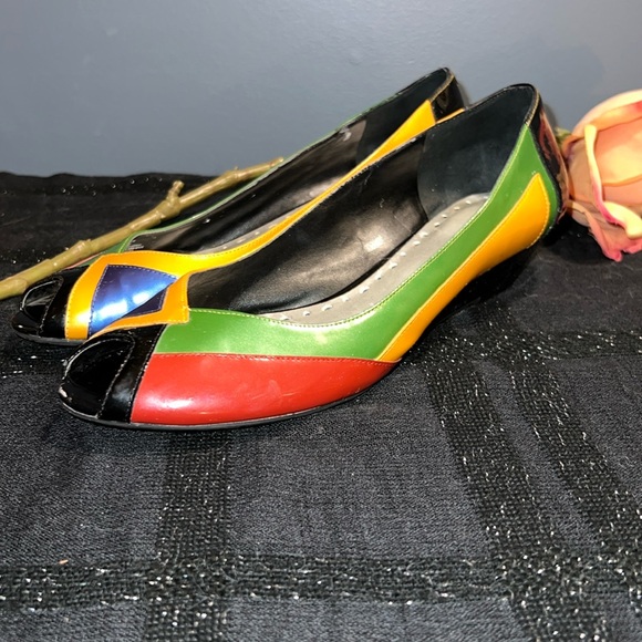 BCBGirls Size 7.5 Peeptoe Colorblock Wedges - Picture 1 of 13
